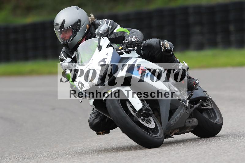 Archiv-2022/67 29.09.2022 Speer Racing ADR/96